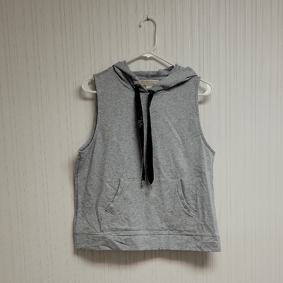 MICHAEL Michael Kors Gray Sleeveless Muscle Tee,  Womens Sz Med. NWT - Picture 1 of 6